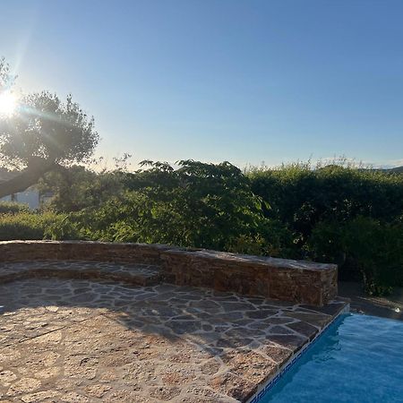 Villa Familiale Avec Vue Imprenable แซ็งต์-ราฟาเอล ภายนอก รูปภาพ