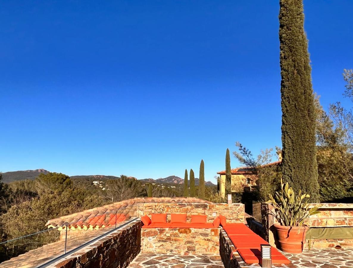 Villa Familiale Avec Vue Imprenable แซ็งต์-ราฟาเอล ภายนอก รูปภาพ