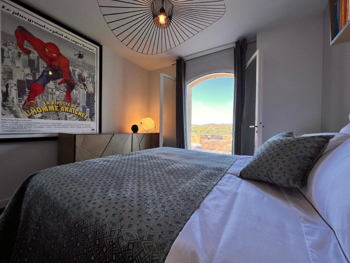 Villa Familiale Avec Vue Imprenable แซ็งต์-ราฟาเอล ภายนอก รูปภาพ