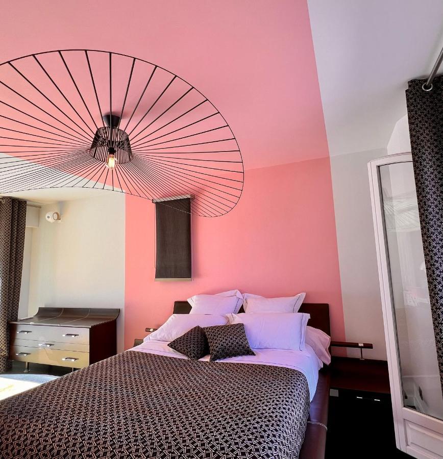 Villa Familiale Avec Vue Imprenable แซ็งต์-ราฟาเอล ภายนอก รูปภาพ