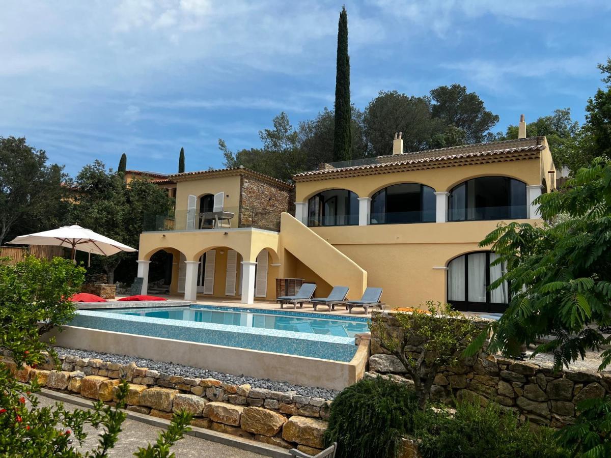 Villa Familiale Avec Vue Imprenable แซ็งต์-ราฟาเอล ภายนอก รูปภาพ