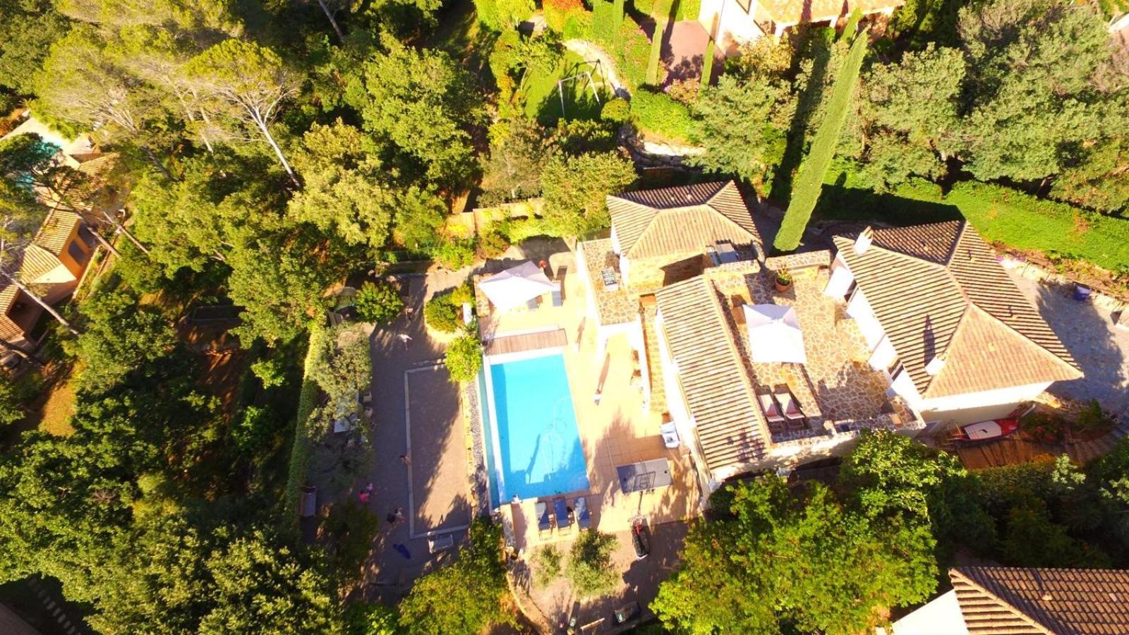 Villa Familiale Avec Vue Imprenable แซ็งต์-ราฟาเอล ภายนอก รูปภาพ