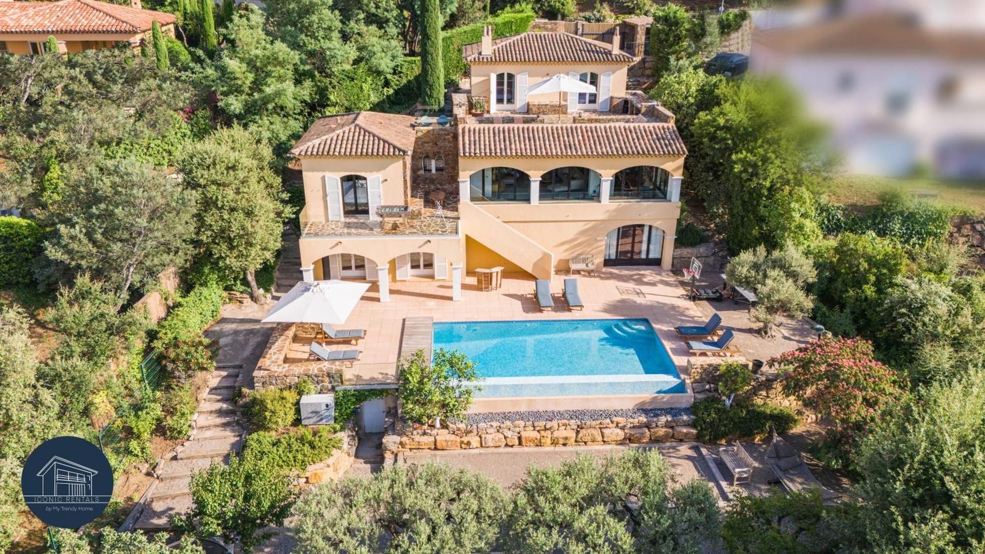 Villa Familiale Avec Vue Imprenable แซ็งต์-ราฟาเอล ภายนอก รูปภาพ