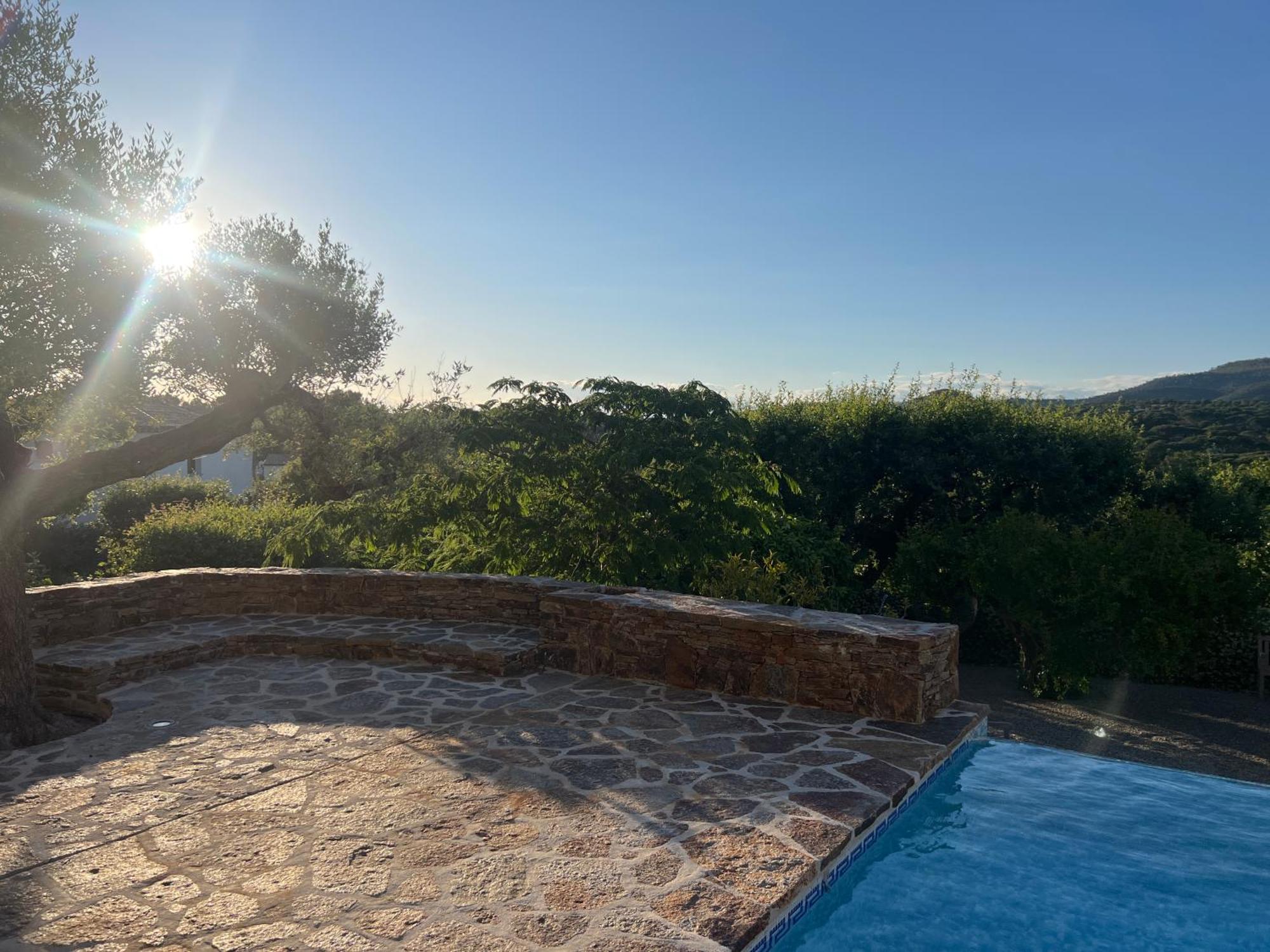 Villa Familiale Avec Vue Imprenable แซ็งต์-ราฟาเอล ภายนอก รูปภาพ